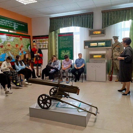 Экскурсия шестиклассников в музей 38-го Тобольского пехотного полка