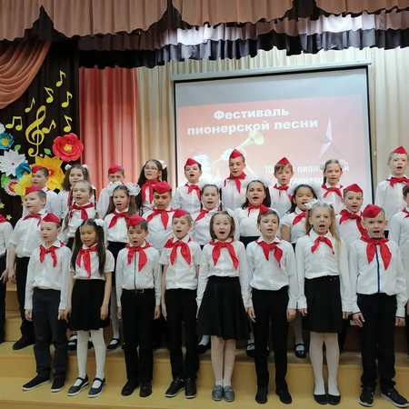 О фестивале пионерской песни