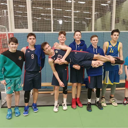 Чемпионы соревнований по баскетболу