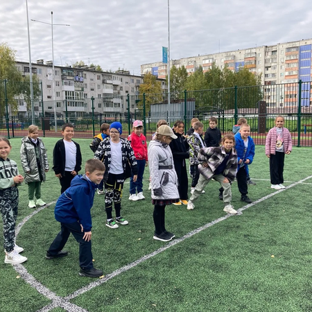 Уроки физической культуры на улице