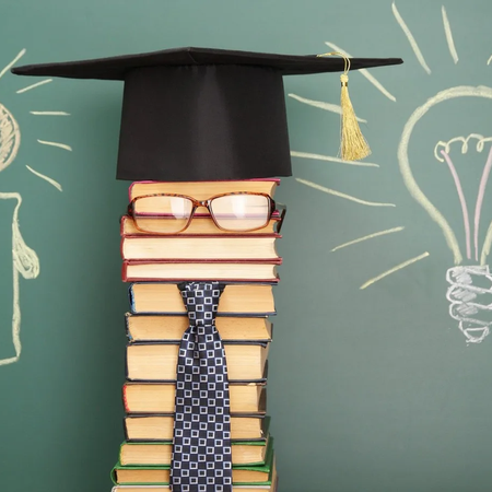 Инсталляция (выставка-конкурс) исследовательских и творческих работ педагогов «Есть идея!»