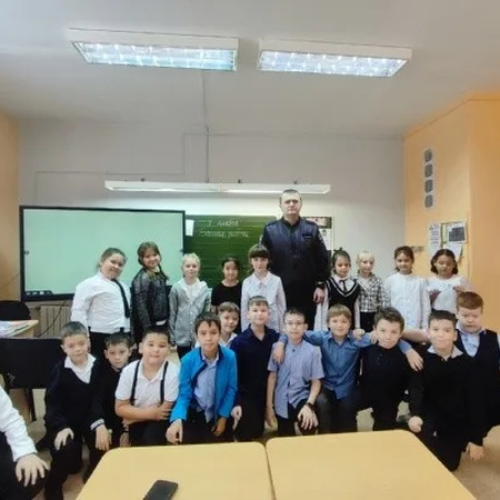 Встреча с инспектором ГИБДД Андроновым М.Р.