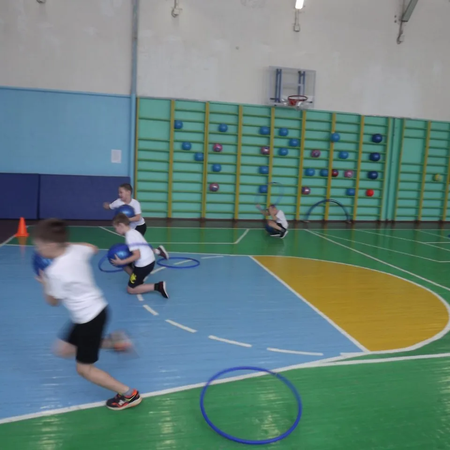 Вперед, мальчишки!