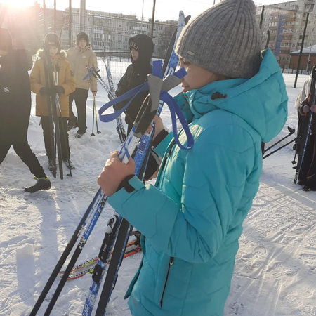 Уроки физкультуры на лыжах