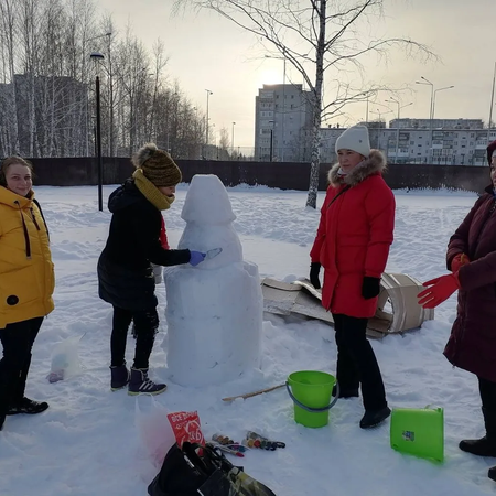 Строительство городка в рамках проекта "12 Новогодняя"