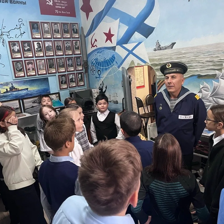 Экскурсии в Музей военно-морского флота и в Музей пограничных войск