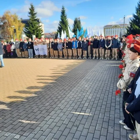 Торжественное открытие «Вахты Памяти на посту № 1»