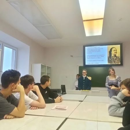 10б класс - участники квиза "Петровские традиции в Сибири"
