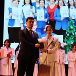В Душанбе получили аттестаты первые выпускники российско-таджикской школы