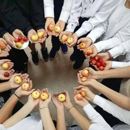 Яблочная творческая пятница