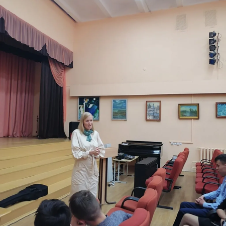 Общественный урок с актрисой Тобольского драматического театра имени П.П.Ершова Мариной Некрасовой