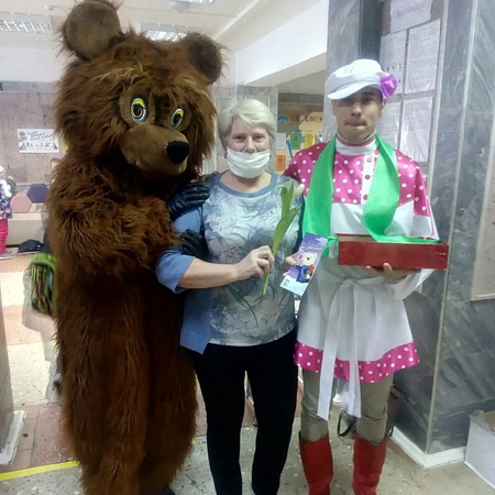 С наступающим праздником 8 Марта!