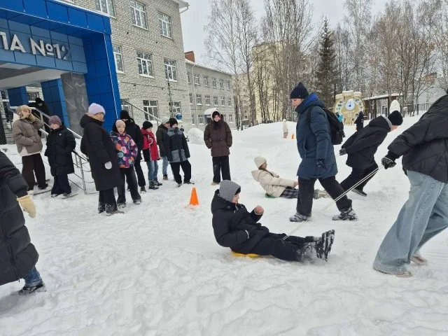 "Зимние забавы" среди учащихся 6 и 7 классов