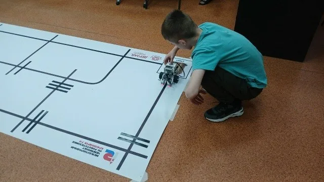 Участие в образовательной сессии по робототехнике